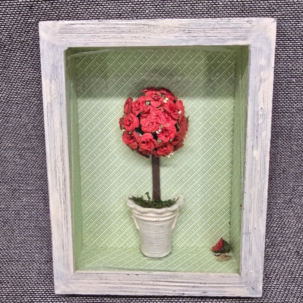 Rose Topiary Shadow Box Wall Art 9x7 Red Green White‎ Good Cottage core,  Rustic